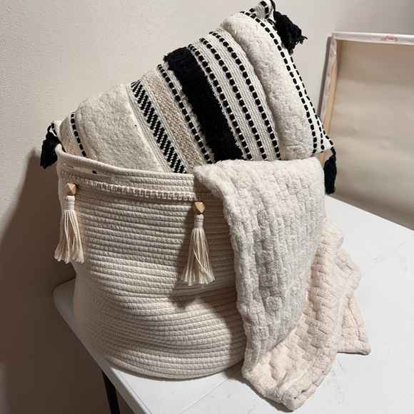 Decorations - Picture 1 of 1